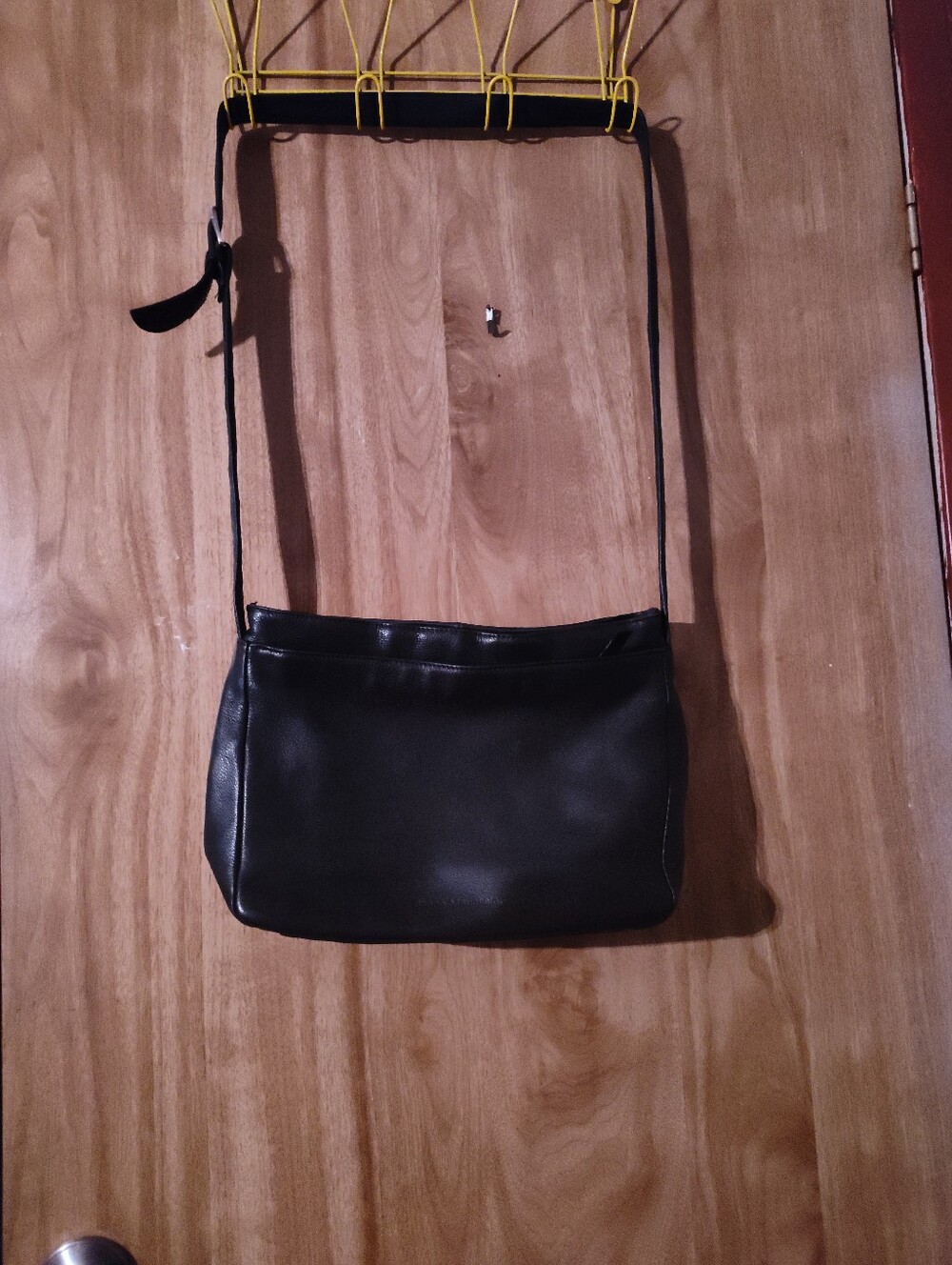 Classic Black Leather Crossbody Bag - Stone Mountain